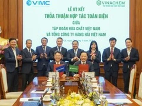 Vinachem và Tổng công ty Hàng hải Việt Nam ký kết thỏa thuận hợp tác toàn diện