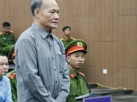 Nhận 200.000 USD, cựu Thứ trưởng Hoàng Văn Thắng nghĩ "mình làm tốt, anh em cảm ơn thì nhận"