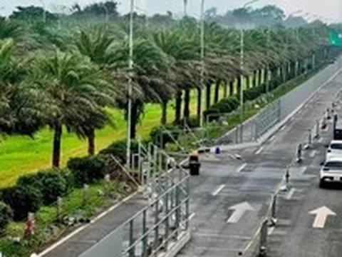 Rào chắn gần 700m Đại lộ Thăng Long để thi công Metro số 5
