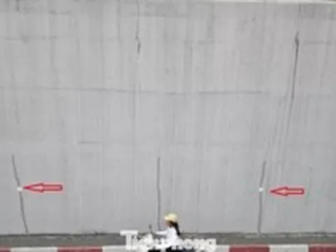 Các vết nứt tại hầm chui Lê Văn Lương xuất hiện ra sao, chuyên gia cảnh báo gì?