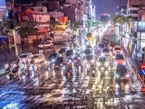 Miền Bắc đón không khí lạnh gây mưa lớn từ chiều tối mai, đề phòng dông lốc