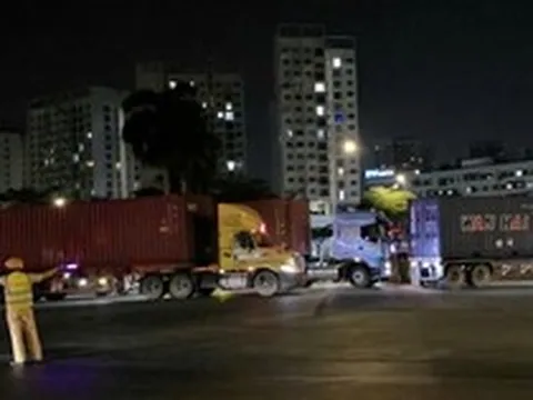 CSGT TPHCM khuyến cáo sau vụ tai nạn liên hoàn ở dốc cầu Phú Mỹ