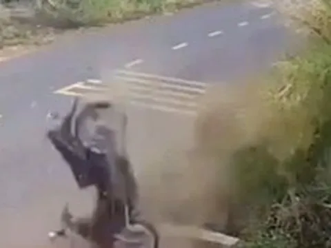 Cục CSGT công bố thêm video vụ tai nạn giao thông khiến nam sinh lớp 12 tử vong ở Đắk Lắk