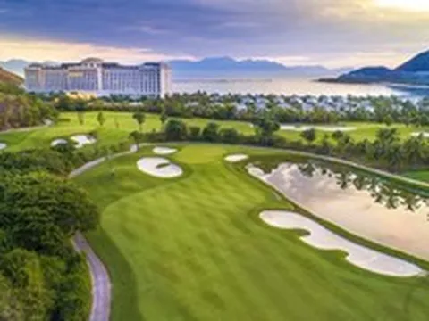 Việt Nam sắp có quần thể sân golf lớn nhất lịch sử, rộng gấp 5 lần phường Hoàn Kiếm tại nơi sẽ chỉ cách thủ đô 23 phút di chuyển