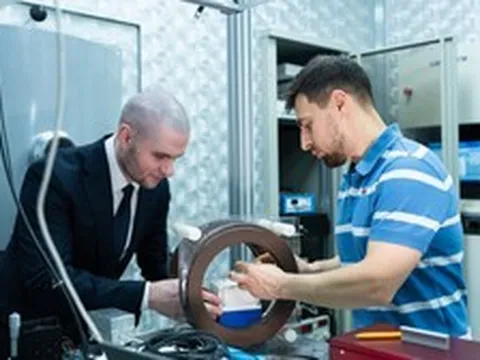 Nga phát minh công thức tạo ra vật liệu khiến thế giới kinh ngạc: Mỏng hơn tóc, bền hơn thép
