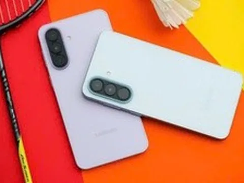 4 lựa chọn điện thoại hấp dẫn về AI và camera cho người trẻ