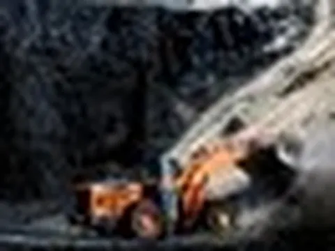 Quốc gia láng giềng của Việt Nam đang để kim loại quý bay lơ lửng: Công nghệ hiện đại nhưng vẫn "bó tay"