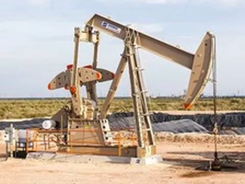 Sau mũi khoan 2.300 mét, phát hiện mỏ dầu lớn xuất hiện liên tiếp ở 3 tầng địa chất, 5.100 thùng có thể khai thác mỗi ngày