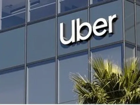 Vừa kinh doanh khách sạn, vừa đặt cược 10 tỷ USD vào Robotaxi: Uber đang âm mưu điều gì?