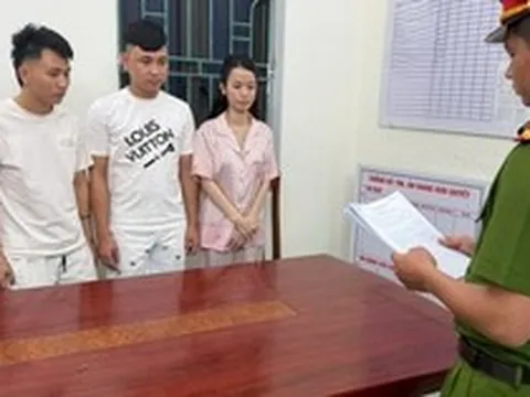 Lệnh khám xét khẩn cấp, bắt khẩn cấp Bùi Thị Kim Thoa và 2 thanh niên