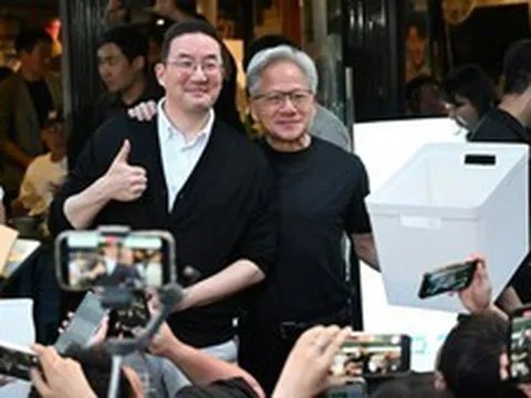 CEO Jensen Huang gặp lãnh đạo các DN có ảnh hưởng ở Hàn Quốc nhưng bàn ăn của họ được quan tâm hơn cả?
