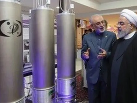 Mỹ rót 672 triệu USD để xử lý kho uranium của Iran?