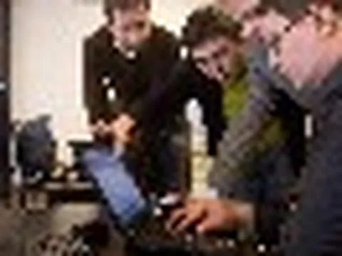 Người Nga làm điều "không ai hiểu nổi": Họ đang ồ ạt mua laptop từ một thương hiệu Trung Quốc vô danh