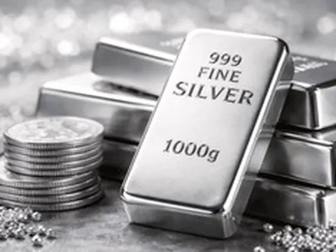 Giá bạc hôm nay (1/7): Bạc miếng, bạc thỏi đảo chiều tăng mạnh