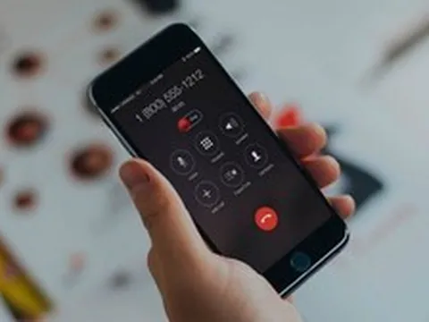 Vì sao điện thoại hiển thị đúng tên người thân gọi đến nhưng người dân vẫn bị kẻ gian lừa mất hàng trăm triệu đồng?