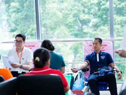 15 năm chương trình hiến máu tình nguyện “Niềm vui từ lòng nhân ái”