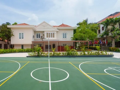 Từ trải nghiệm đến thành tích: cách EIS cân bằng giữa phát triển toàn diện và kết quả học thuật